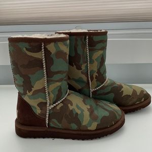 Uggs camo